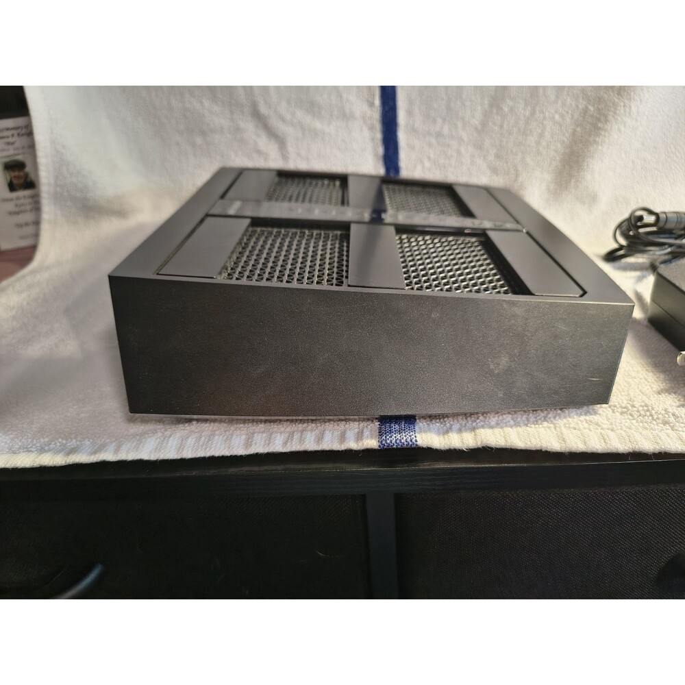 NETGEAR Nighthawk X6S AC4000 Tri-Band WiFi Router R8000P - Picture 6 of 7